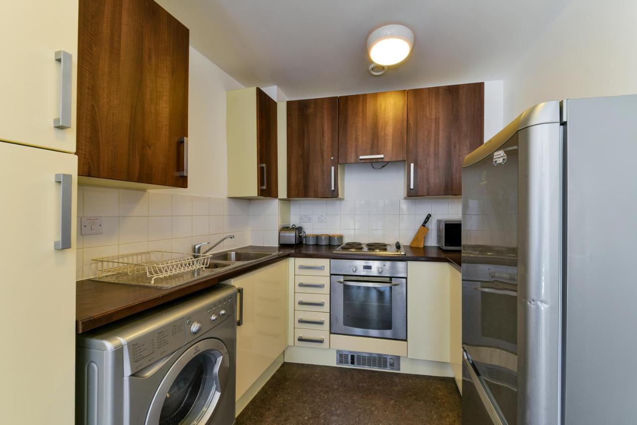 Luxe 1 Bed Flat 5 Mins To Stratford - Free Parking Apartment London Ngoại thất bức ảnh