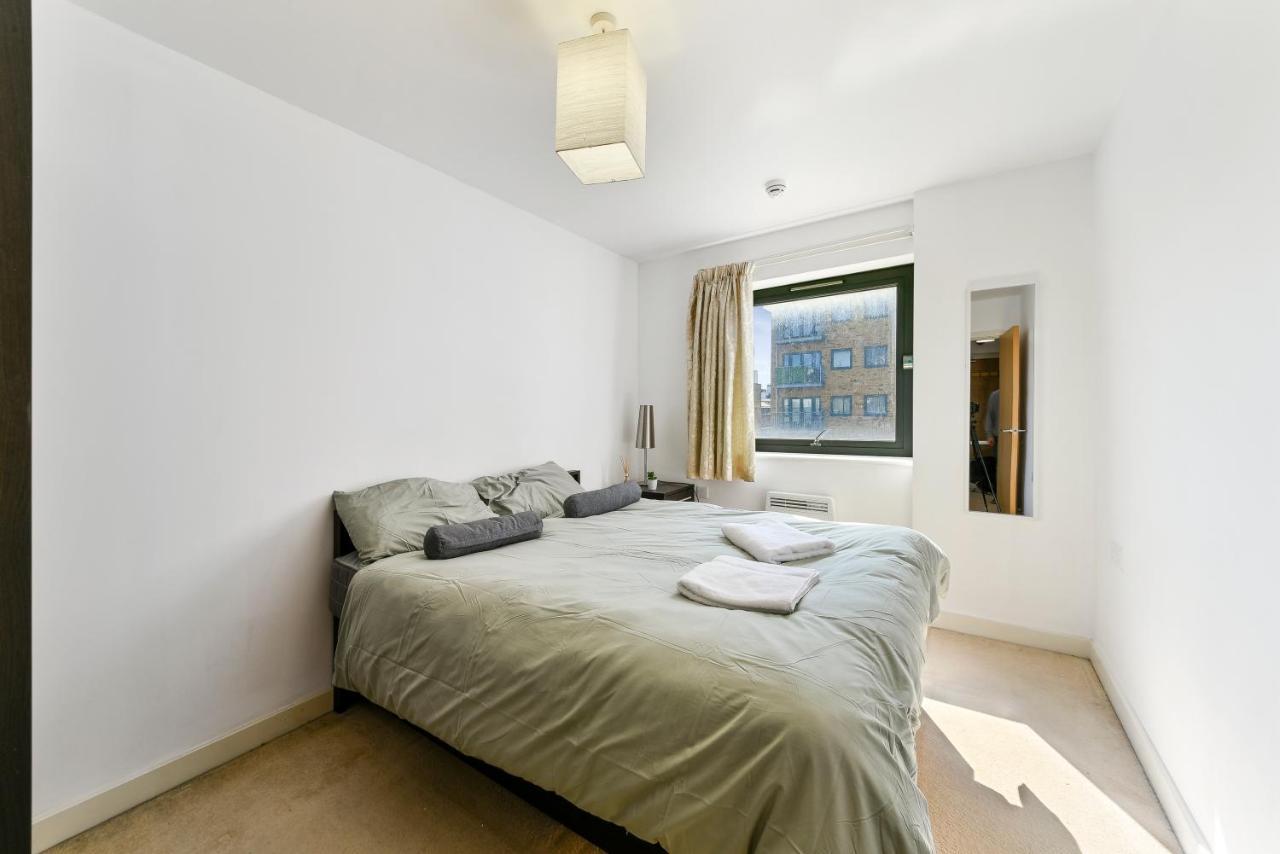 Luxe 1 Bed Flat 5 Mins To Stratford - Free Parking Apartment London Ngoại thất bức ảnh